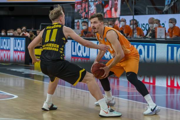 的年轻球员 的年轻球员