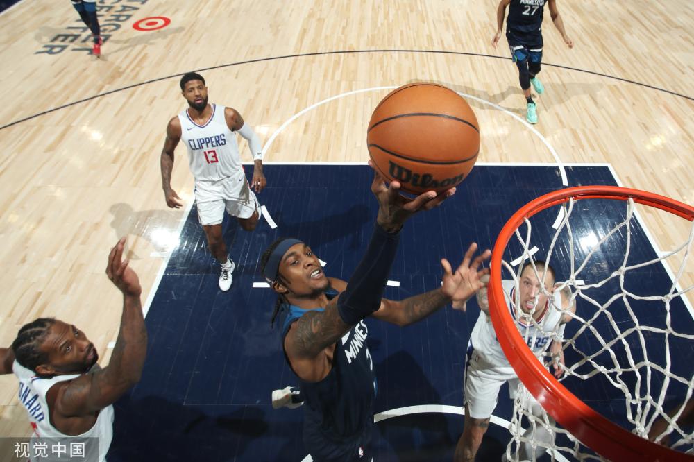 他们在防守 他们在防守