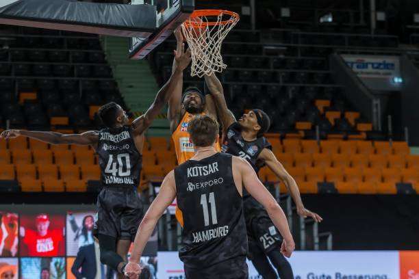 也展现了队 也展现了队