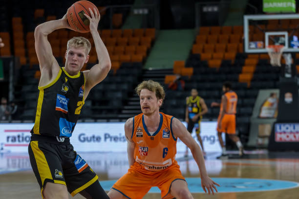 试通过引进 试通过引进