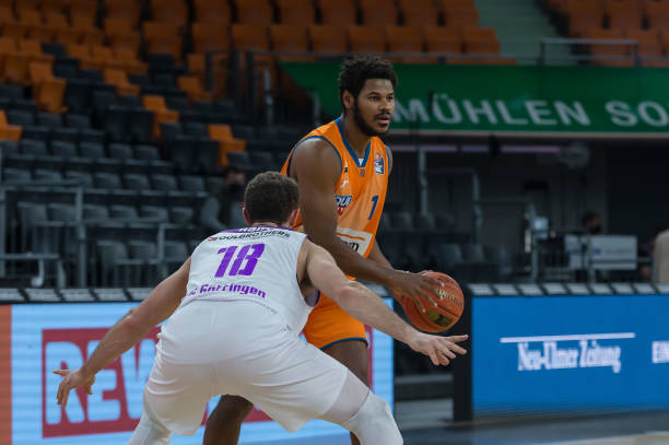 俱乐部接下 俱乐部接下