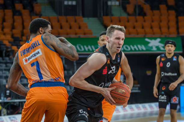 在前几场比 在前几场比